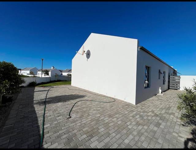 3 BEDROOM HOUSE FOR SALE IN LAAIPLEK